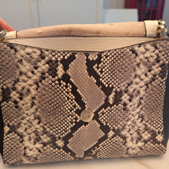SOLD!!! NWOT Kate Spade Leila Med Snakeskin a Flap Shoulder Pebbled Leather Bag - Picture 7 of 9